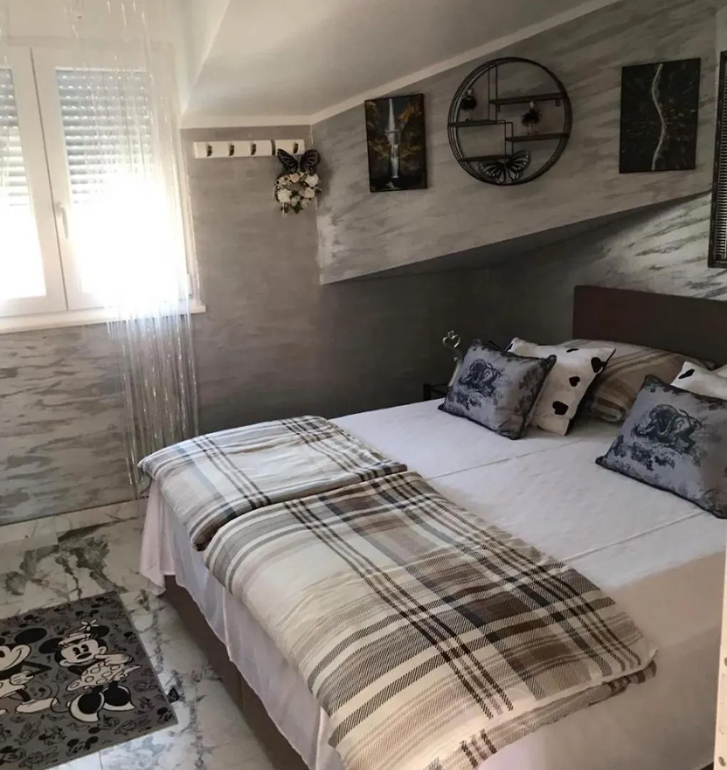 Apartment Mare Trogir